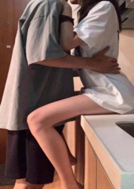 �����